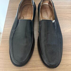 Tommy Bahama Mens Faxon Black Loafer - Size 10.5